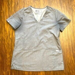 FIGS Technical 2 Pocket Grey Scrub Top Small